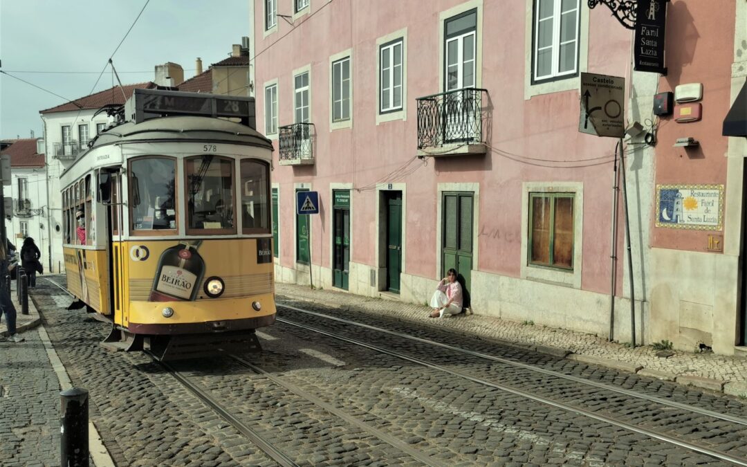 Alfama: cosa fare (e dove mangiare) nel quartiere più antico di Lisbona